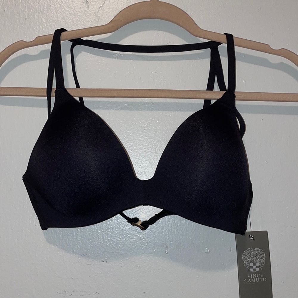 Vince Camuto Brand new swim suit top- S